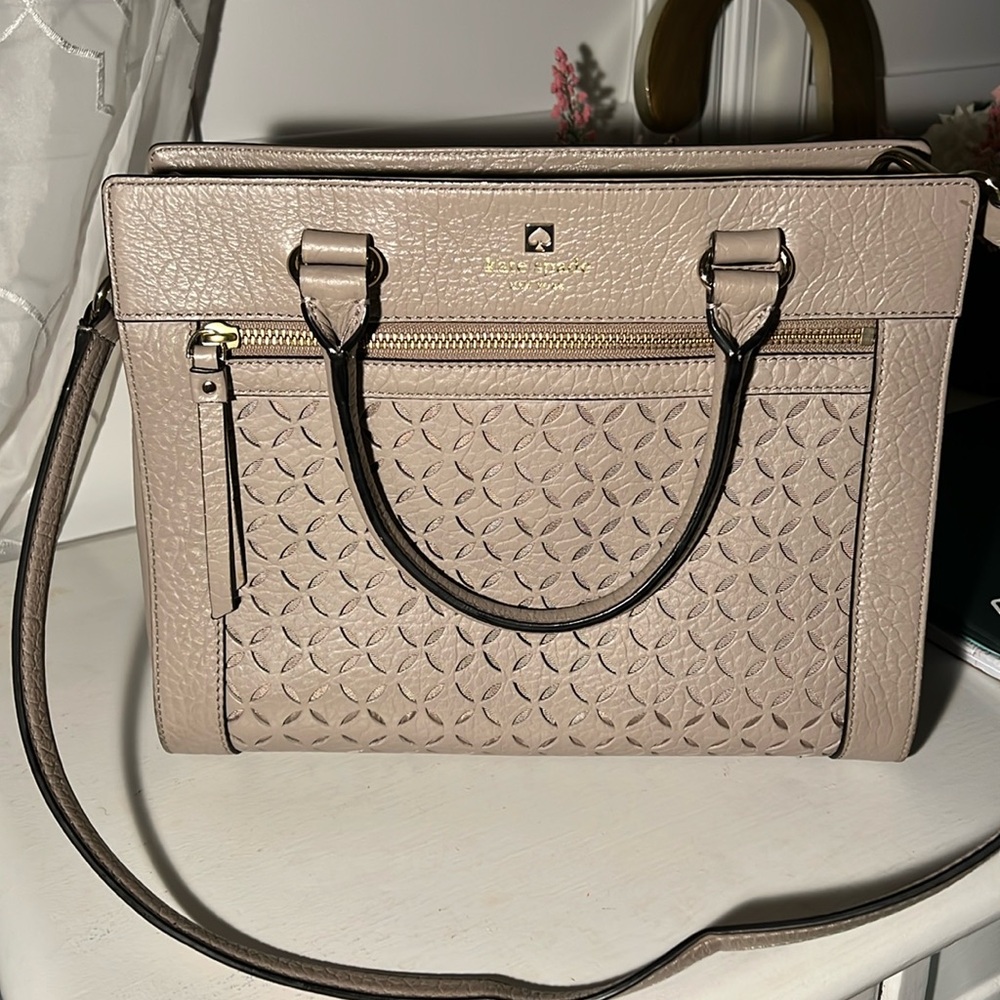 Like new tan Kate Spade purse